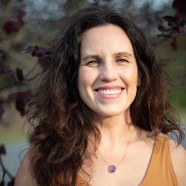 Lisa Harpavich – Headshot- 2024